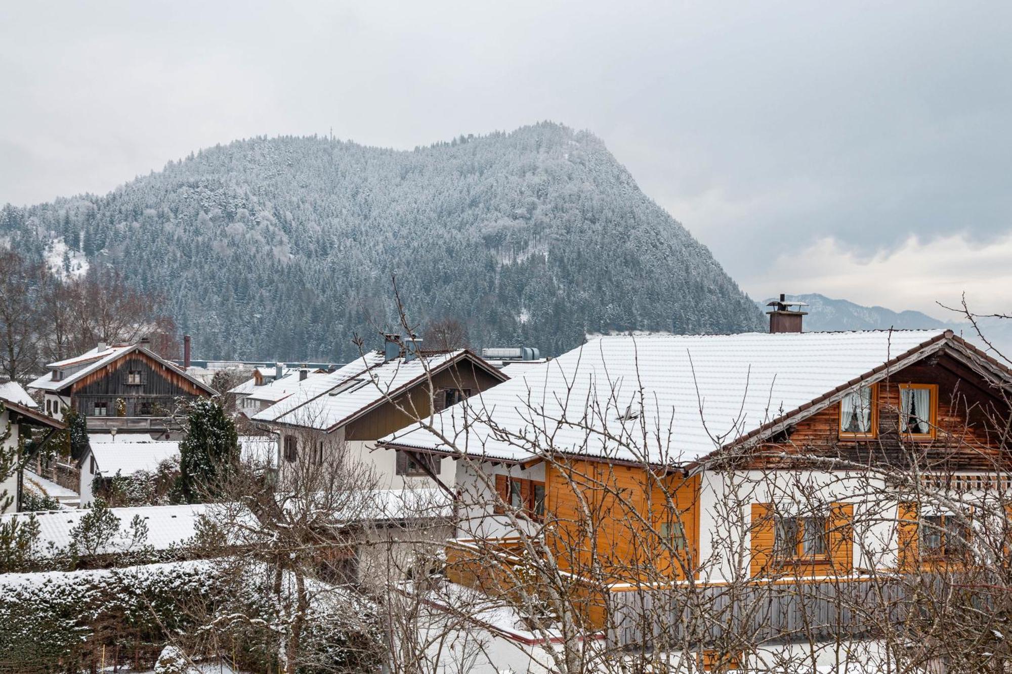 Haus Bergliebe - Zugspitzblick プフロンテン エクステリア 写真