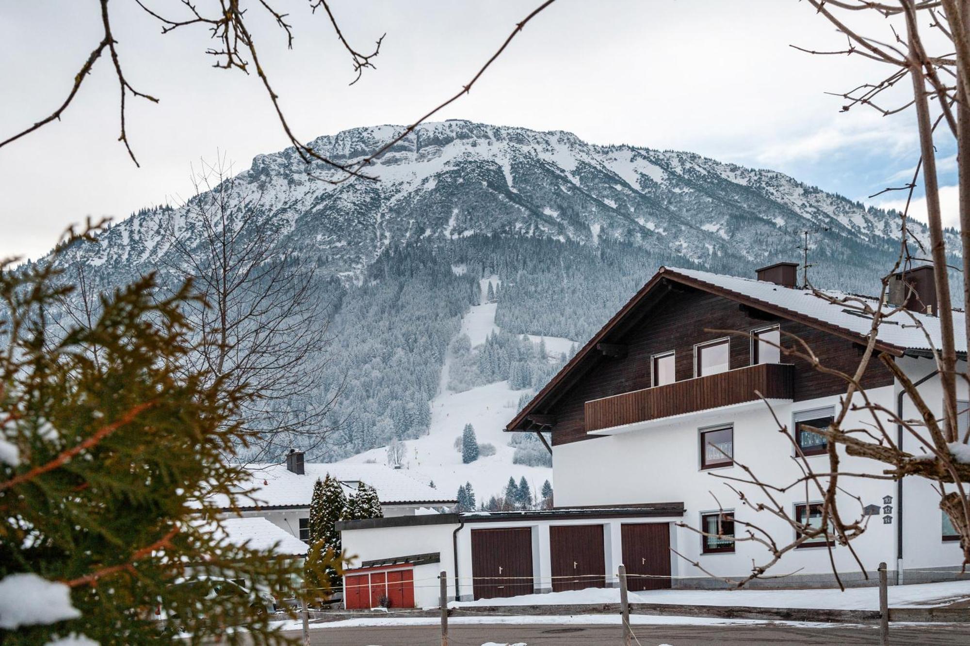 Haus Bergliebe - Zugspitzblick プフロンテン エクステリア 写真